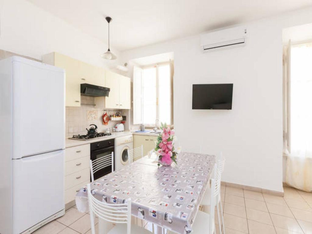 Διαμέρισμα 65 τ.μ. με 2 υπνοδωμάτιο και 1 ιδιωτικό μπάνιο σε Βάτικαν Ρώμη Δωμάτιο φωτογραφία
